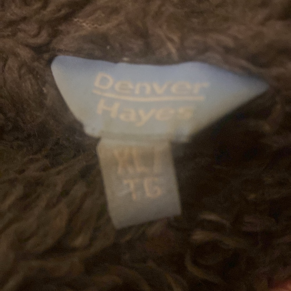 Jean jacket with fur interior - Picture 3 of 3